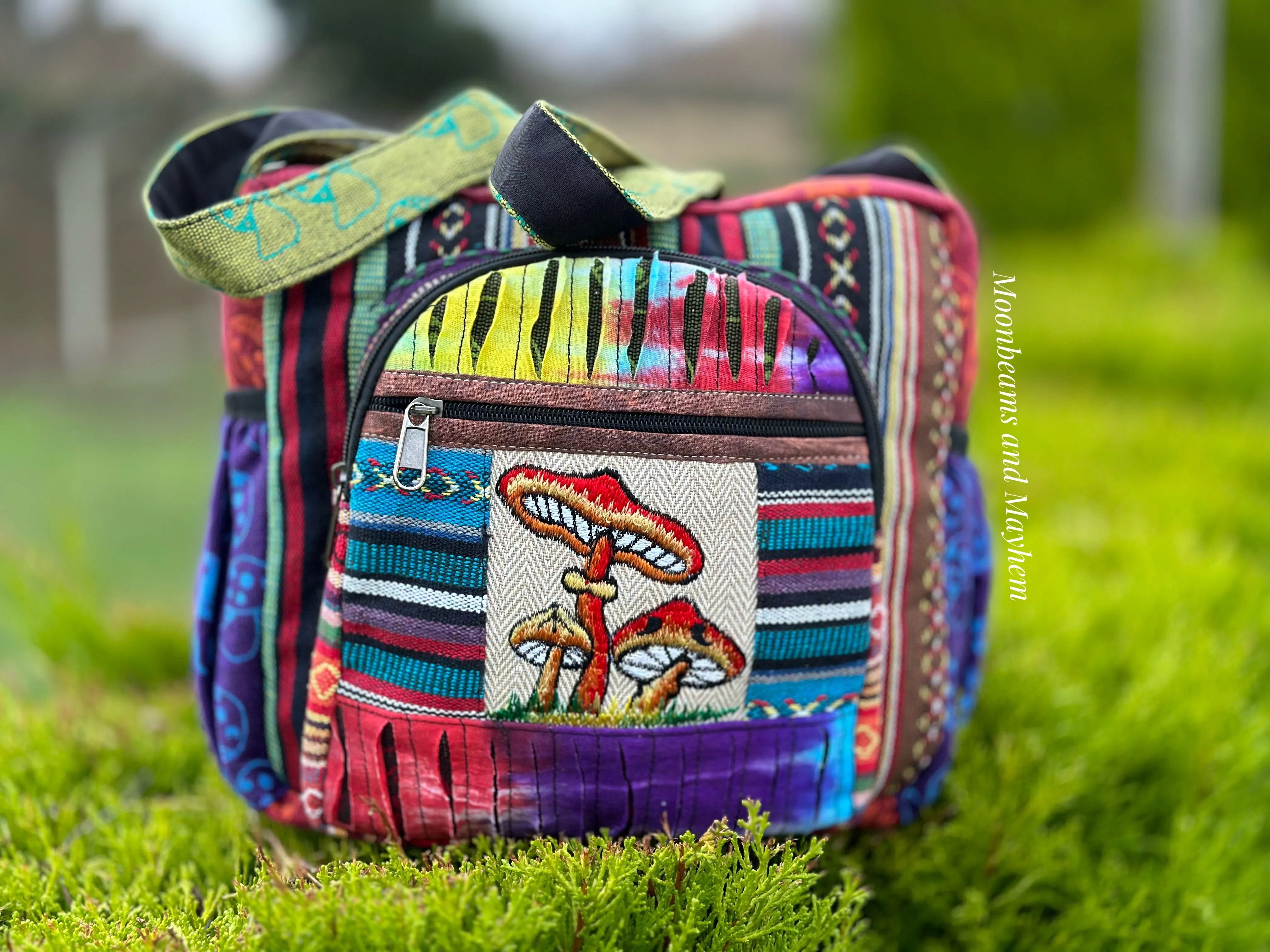 ENCHANTING TOADSTOOL SHOULDER BAG