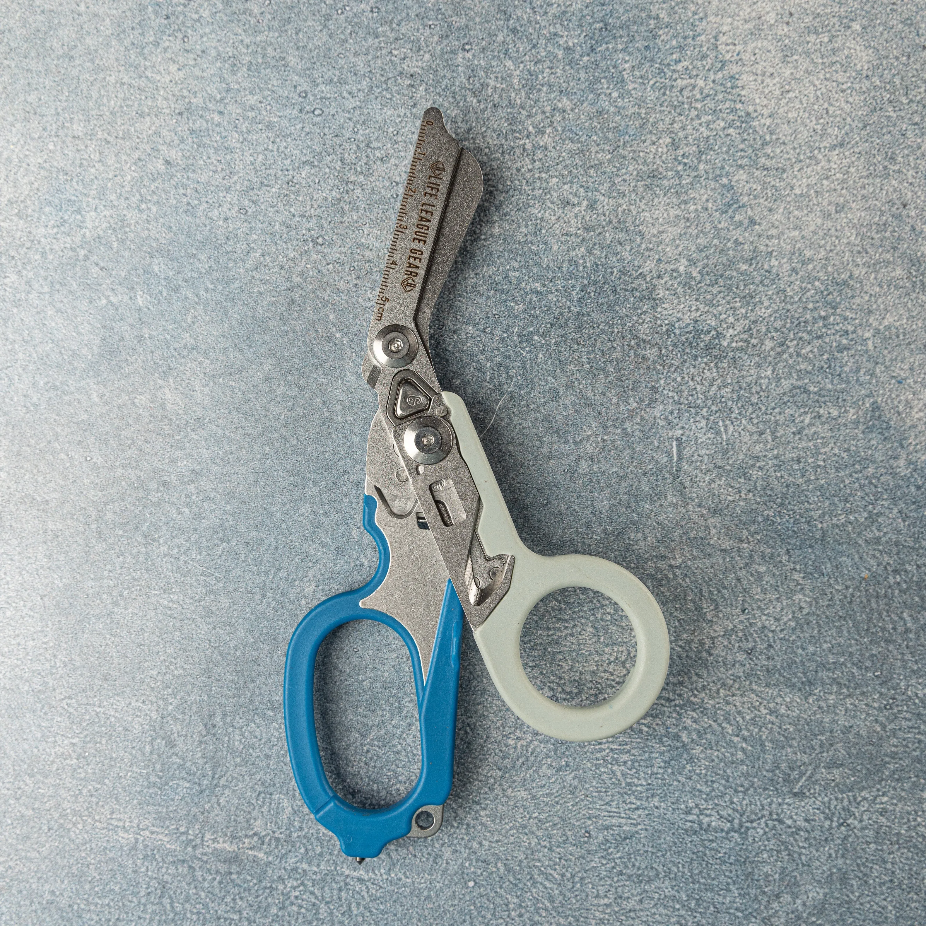 Folding Scuba Diving Shears and Rescue Shears