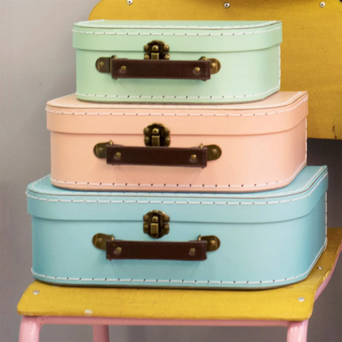 RJB Stone Pastel Retro Suitcase