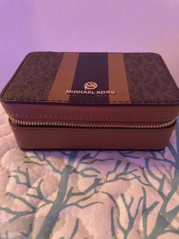 Small Logo Stripe Jewelry Case