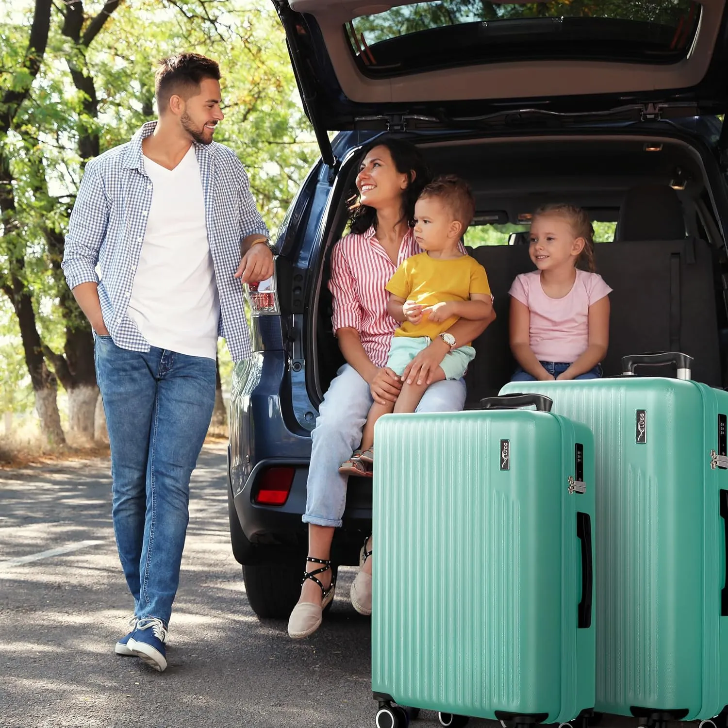 Vacay 3pc Suitcase Set in Mint